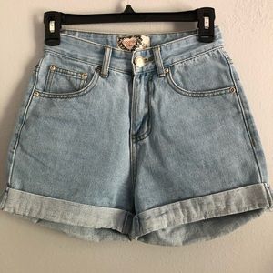 Boohoo High Waisted Light Wash Jean Shorts